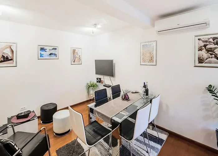 Apartment Penthouse Priuli *